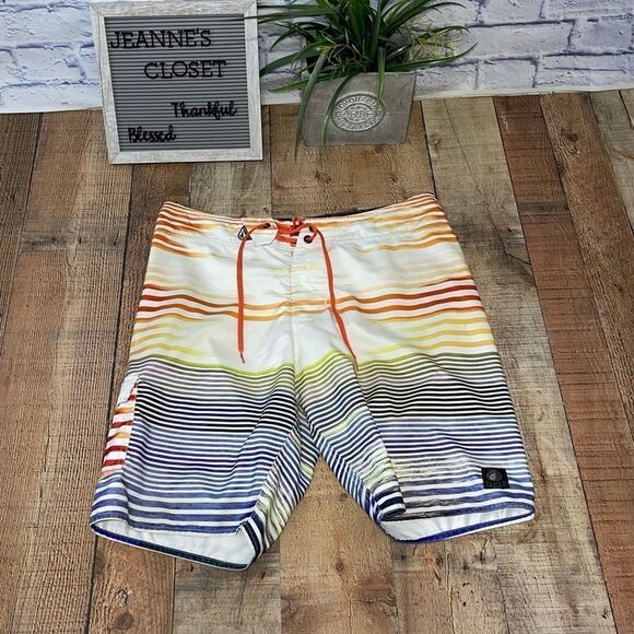 Volcom Men's Colorful Striped Cargo Surf Swim Board Shorts Size 34 - Picture 2 of 10
